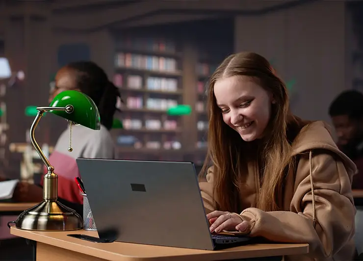 Faculdade Digital de verdade: o que diferencia a NEO das faculdades EAD tradicionais